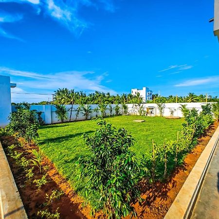 Rini Resort Chennai Exterior foto